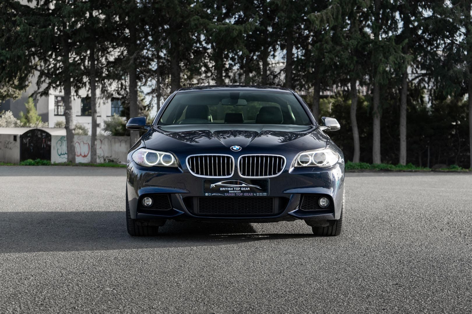 2014 BMW 520d - Front