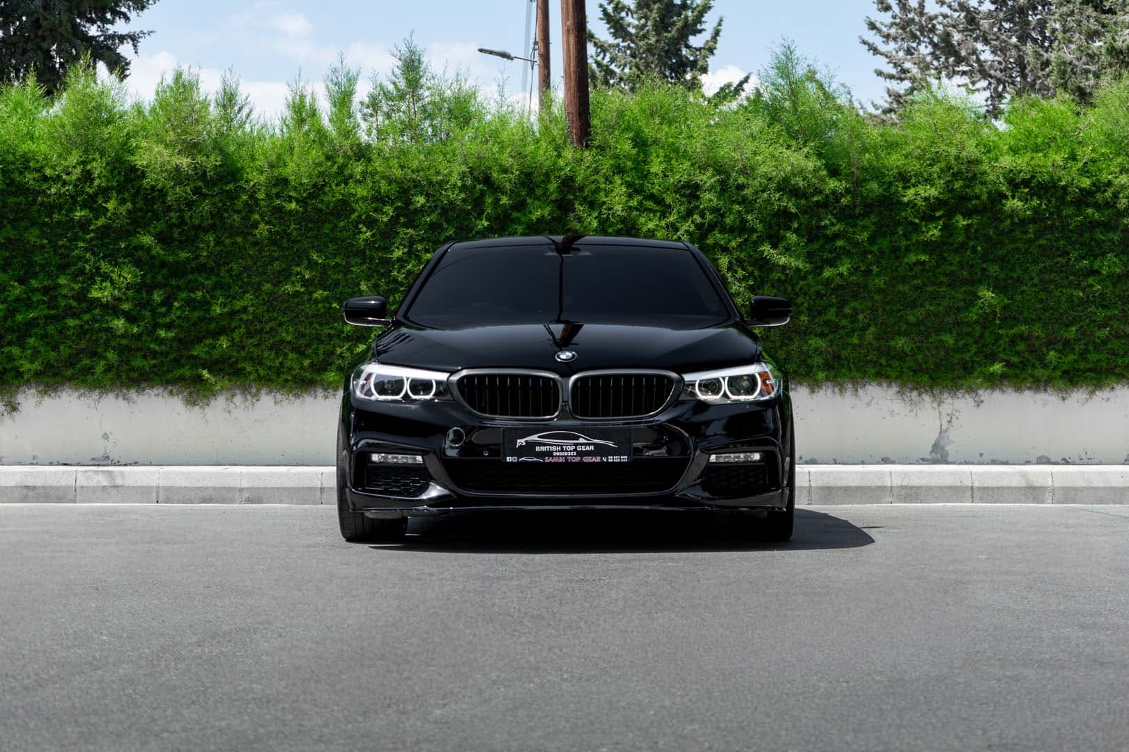 2017 BMW 540i - Front
