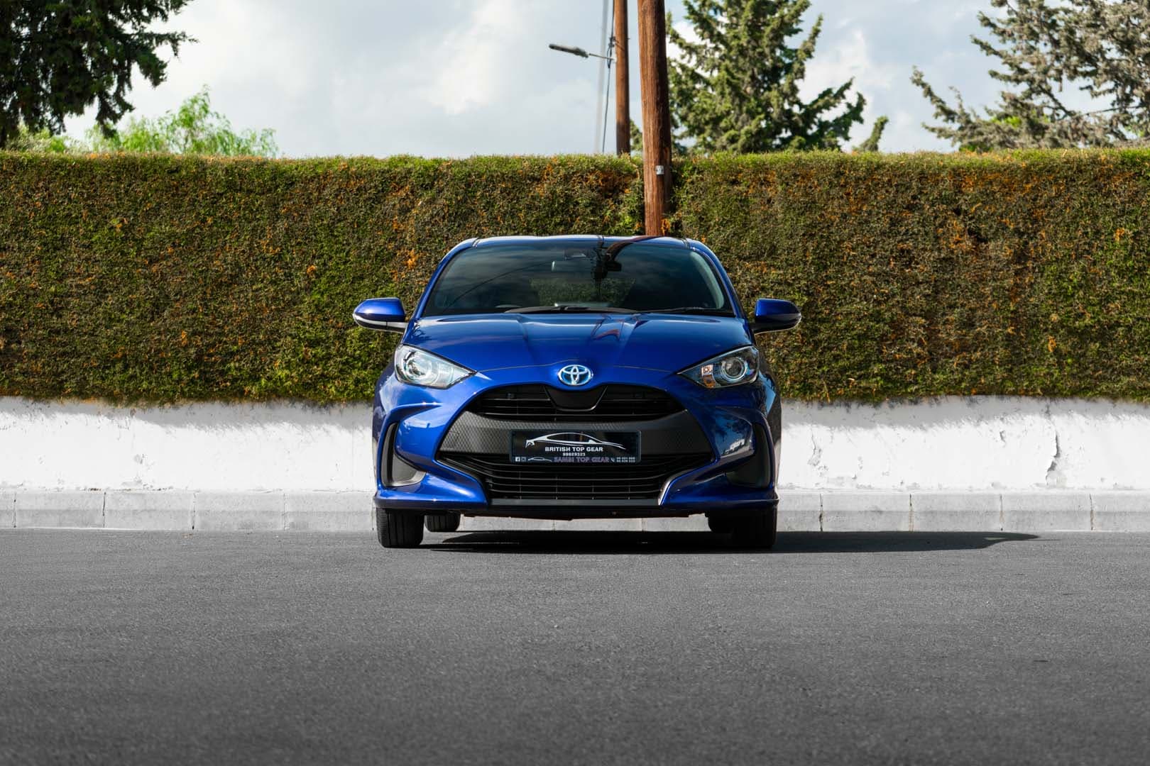 2022 Toyota Yaris - Front